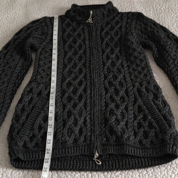 Aran Sweater Market XS 100% Merino Wool Full Zip Fisherman Sweater - Picture 5 of 12